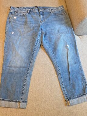 Gap Boyfriend Jean 16